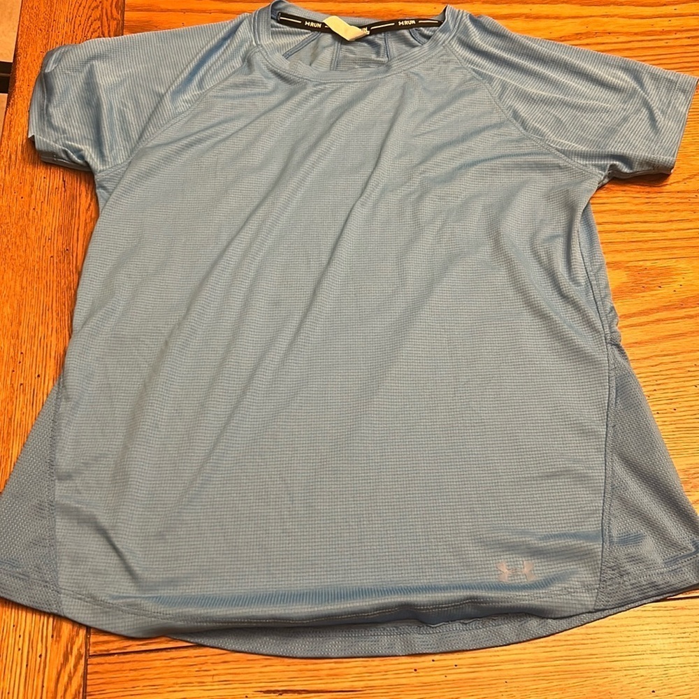 Under Armour shirt/5